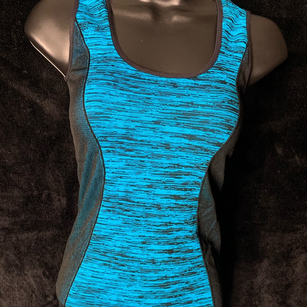 GUESS body con dress